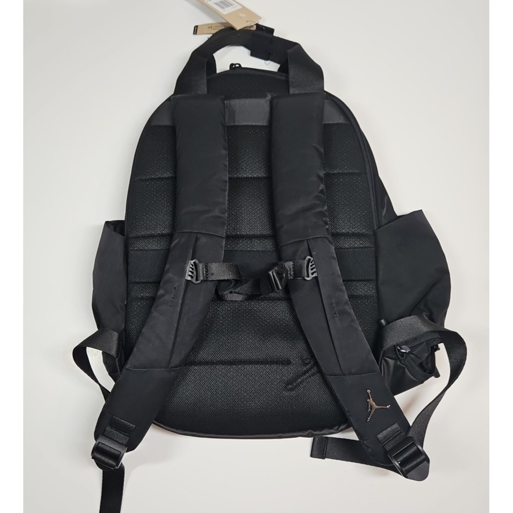 Nike Jordan Black Laptop Backpack Shoe Compartment Travel School Gym Bag NWT - Picture 5 of 11